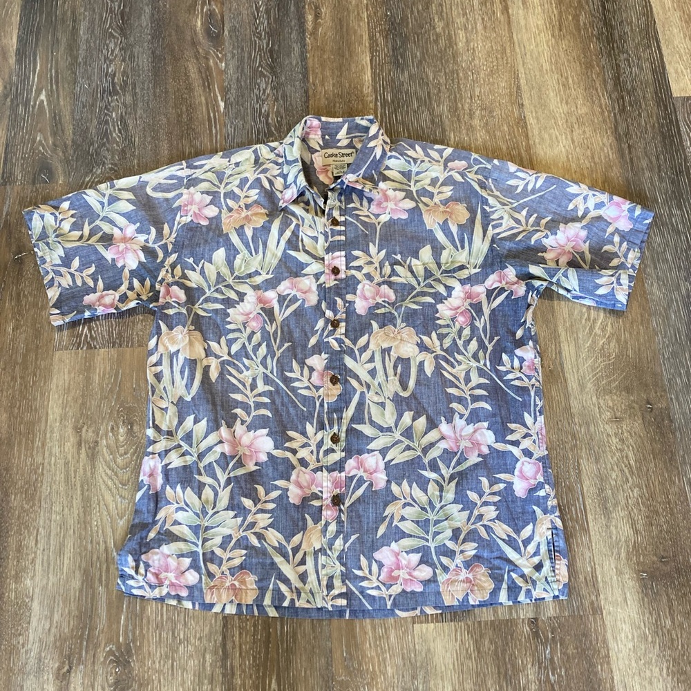 Cooke Street Honolulu Men's Floral Hawaiian Shirt - Blue and Pink